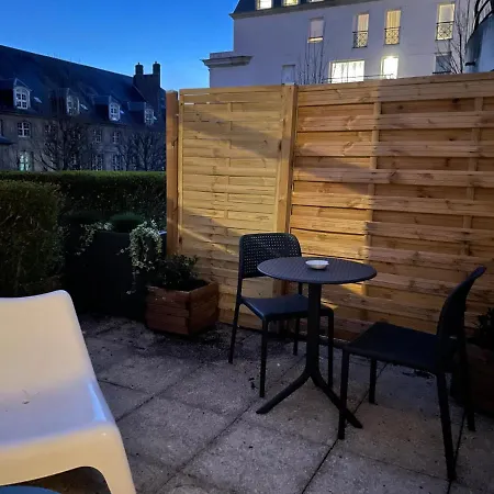 アパート Le Garden Avec Terrasse Et Parking Centre ルーアン