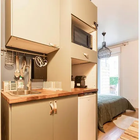 Apartman Le Garden Avec Terrasse Et Parking Centre *